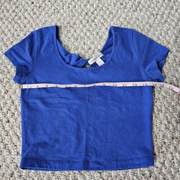 🖤💙 Ambiance Apparel Set of 2 Tee Shirt Crop Tops - Size L - Picture 6 of 12